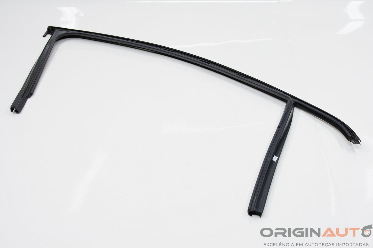 Canaleta Porta Dianteiro Esquerda Volkswagen Passat Variant 2012 3C4837431F