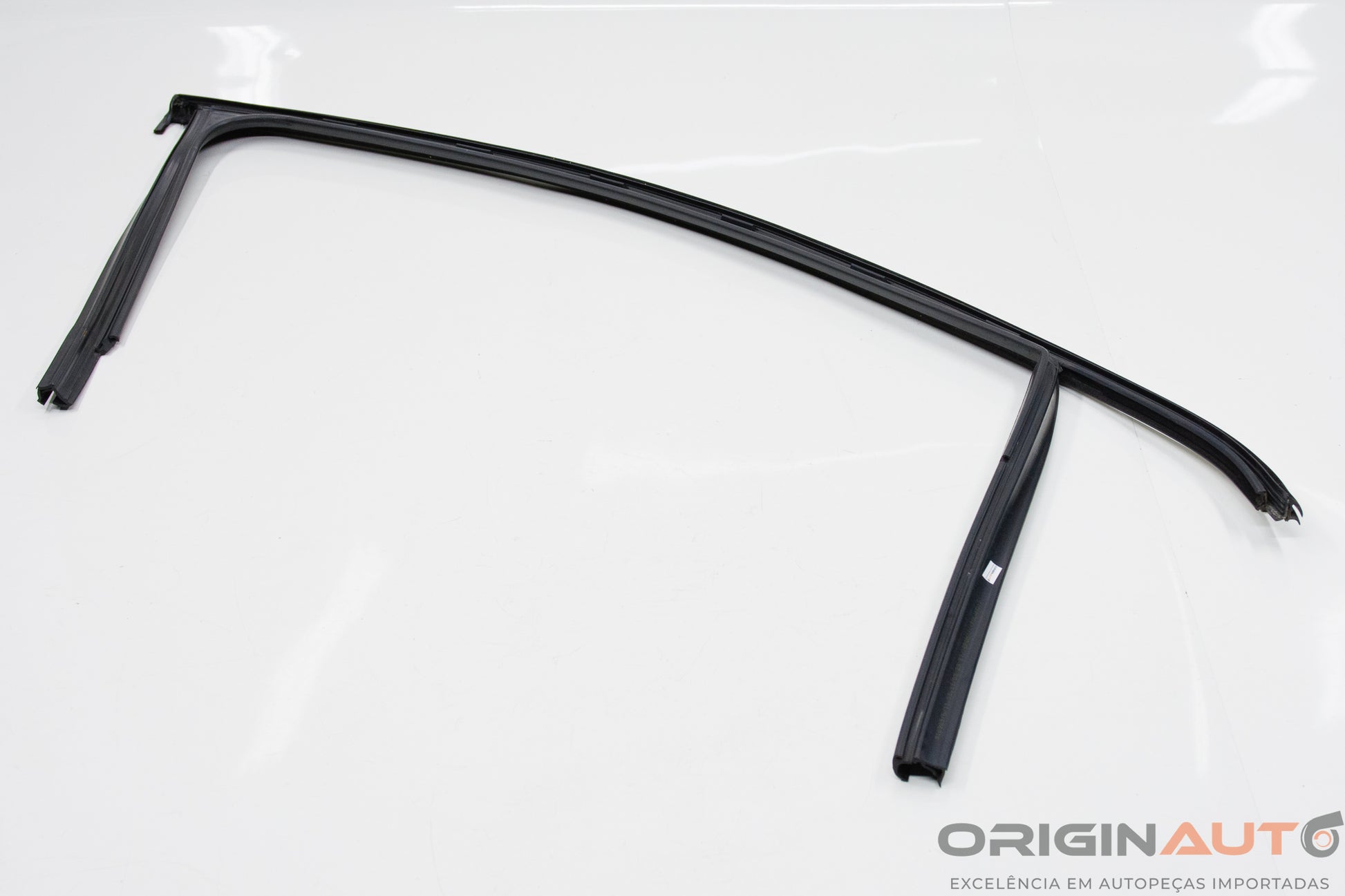 Canaleta Porta Dianteiro Esquerda Volkswagen Passat Variant 2012 3C4837431F