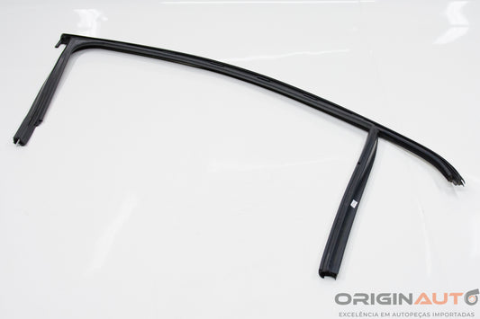 Canaleta Porta Dianteiro Esquerda Volkswagen Passat Variant 2012 3C4837431F