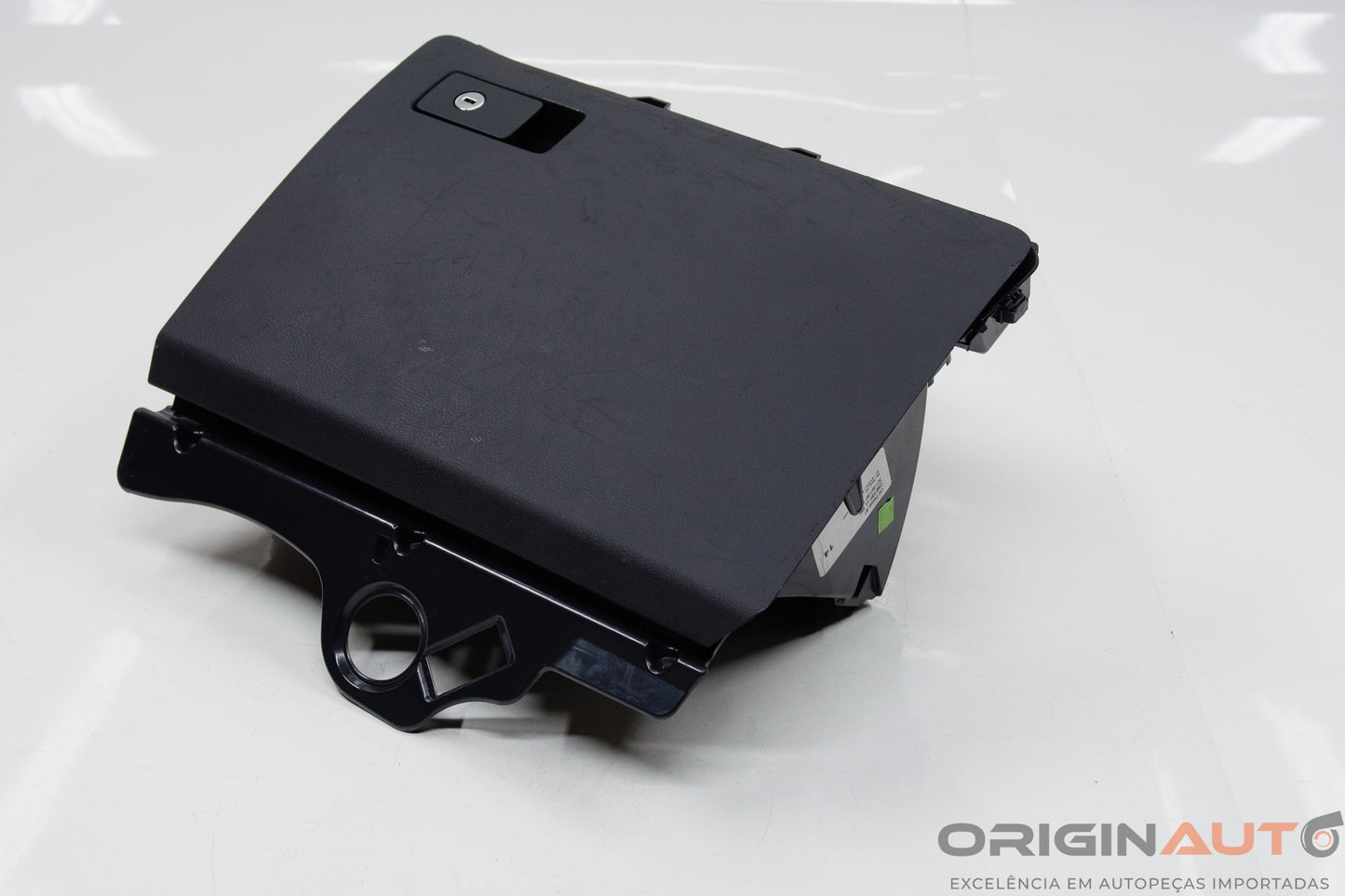 Porta Luvas Volkswagen Passat Variant 2012 3C1857097 3C1857114E