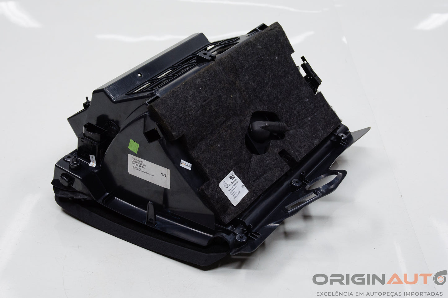 Porta Luvas Volkswagen Passat Variant 2012 3C1857097 3C1857114E