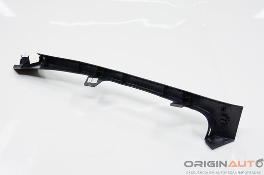 Acabamento Caixa De Roda Esquerdo Volkswagen Passat Variant 2012 3C9867766