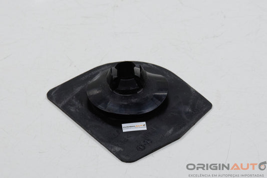 Tampao Carroceria Inferior Esq Volkswagen Passat Variant 2012 3C0825961