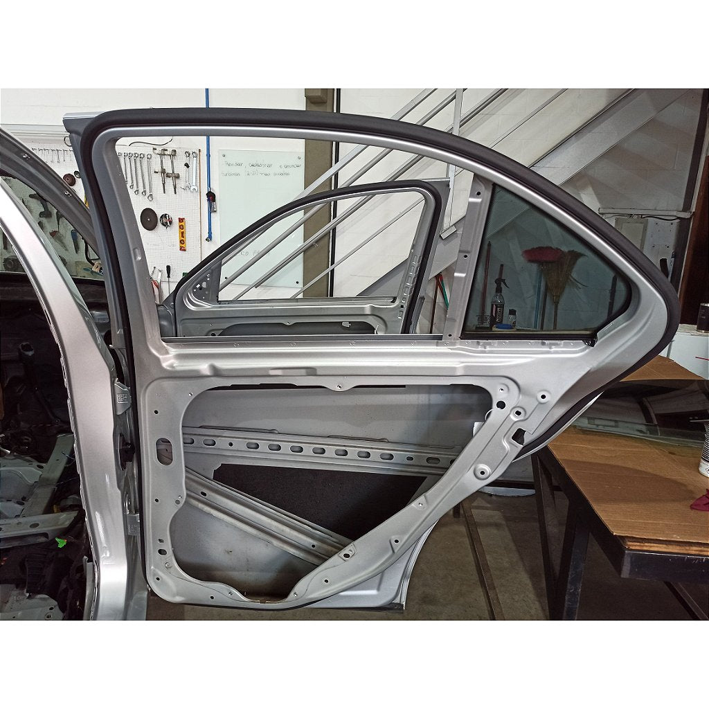 Porta Traseira Direita Mercedes C180 2012 A2047300205