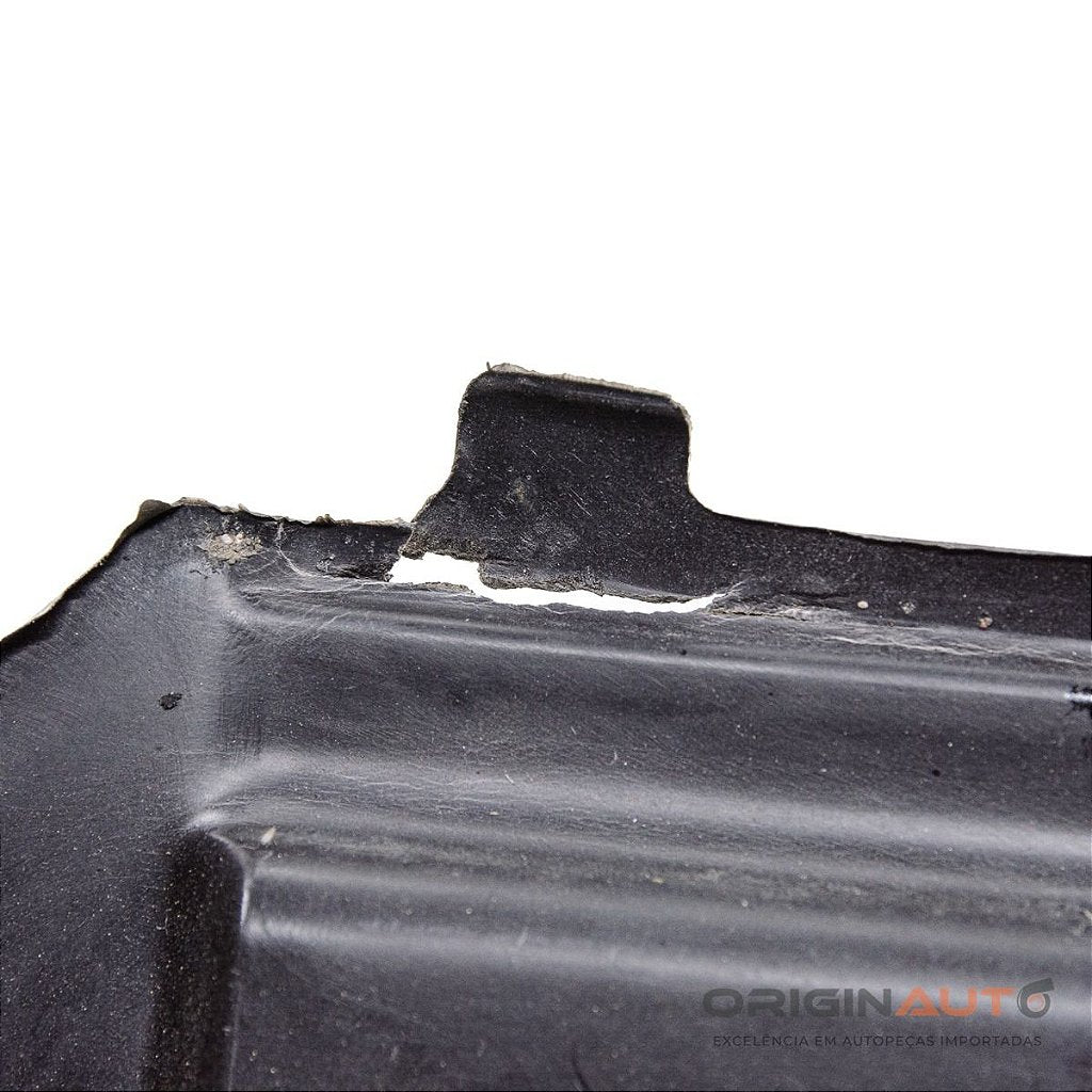 Protetor Assoalho Direito Mercedes C180 2012 A2046808708