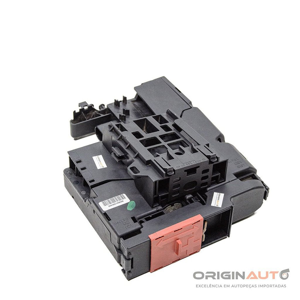 Caixa Fusiveis Interna Mercedes C180 2012 A2075400640