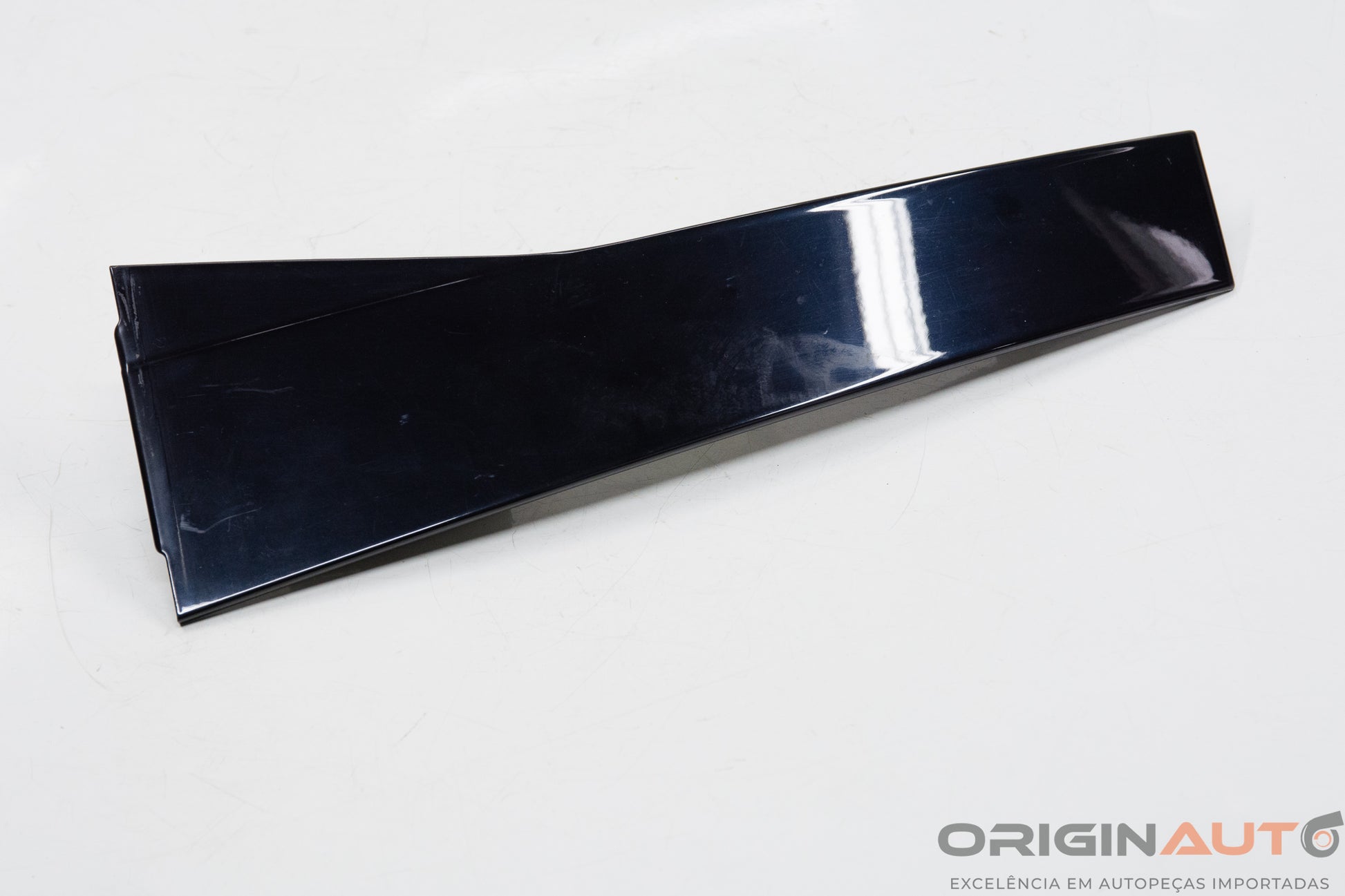 Acabamento Black Piano Traseiro Esquerdo Vw Passat Variant 2012 3C9839903