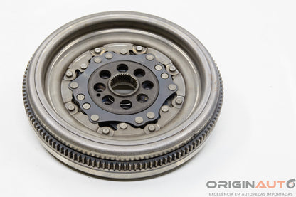 Volante Motor Bimassa Volkswagen Passat Variant 2012 06J105266Ae