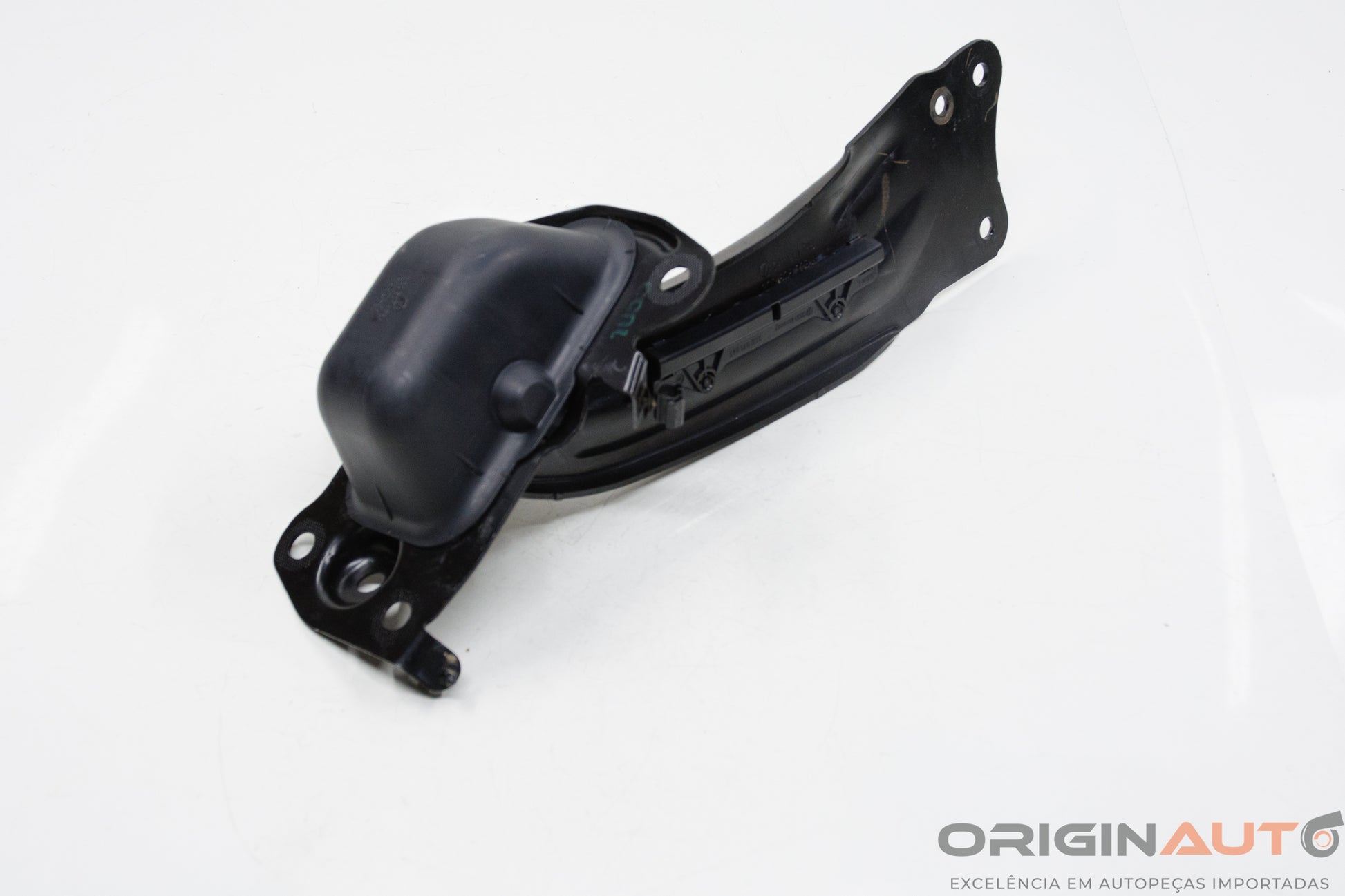 Braco Suspensao Traseiro Direito Volkswagen Passat Variant 2012 3C0505226B