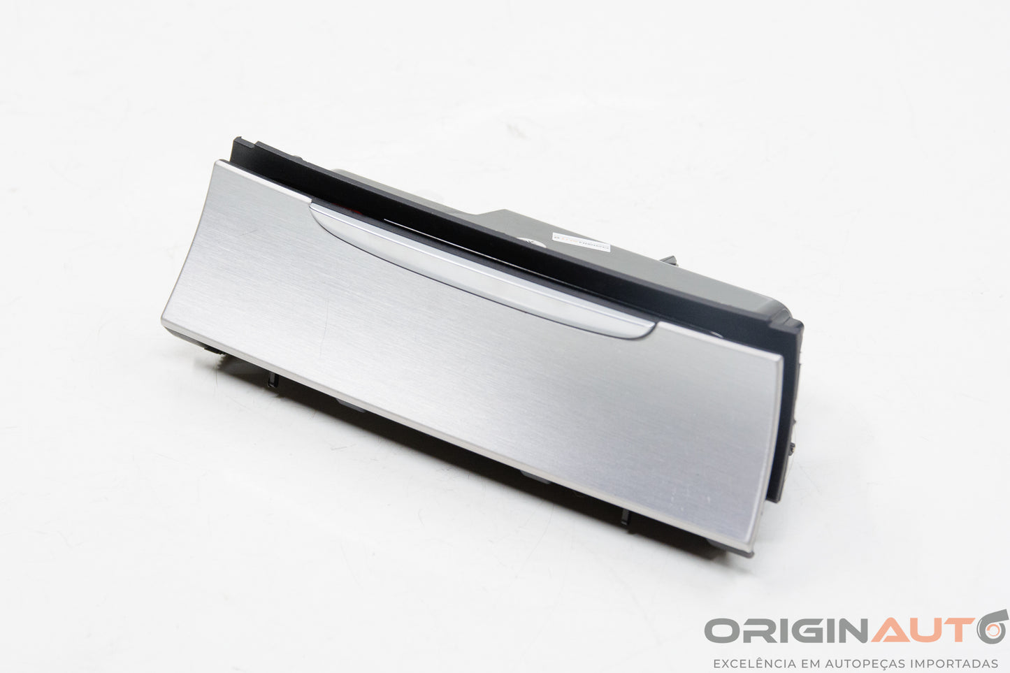 Cinzeiro Volkswagen Passat Variant 2012 3C0863284K 3C0857961H