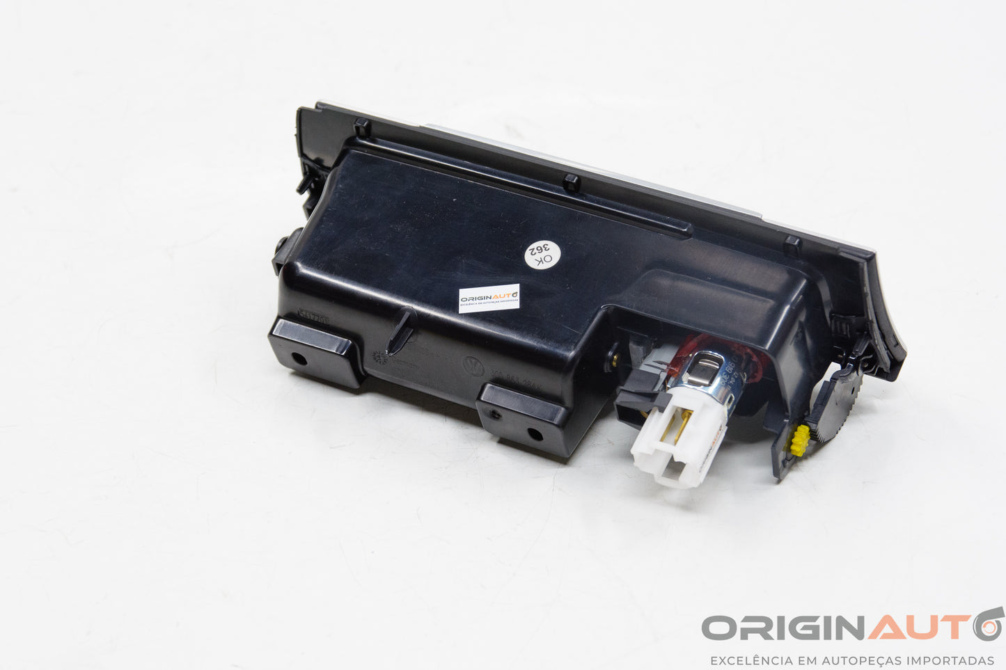 Cinzeiro Volkswagen Passat Variant 2012 3C0863284K 3C0857961H