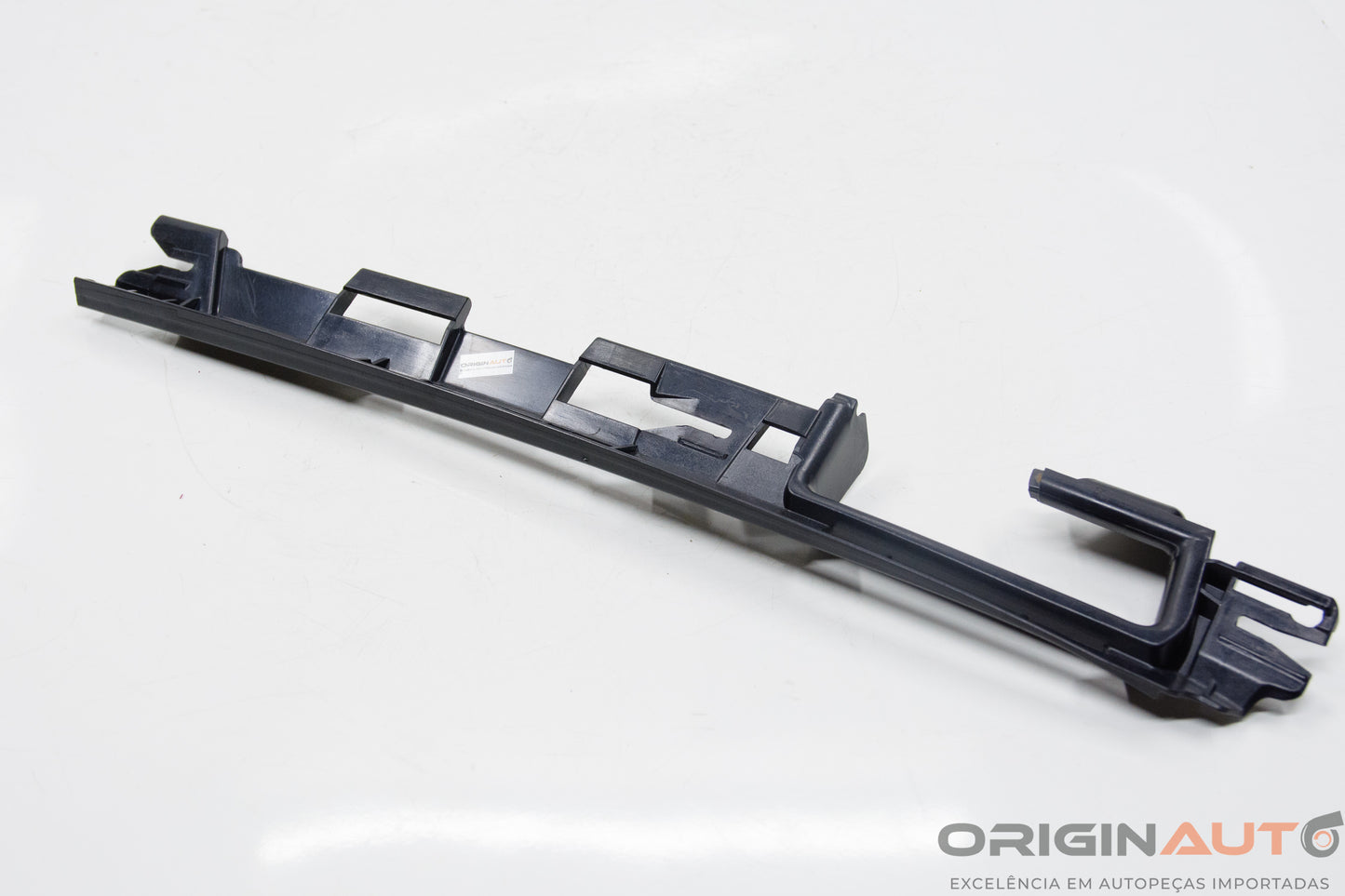 Guia Suporte Porta Malas Direito Volkswagen Passat Variant 2012 3C9827876A