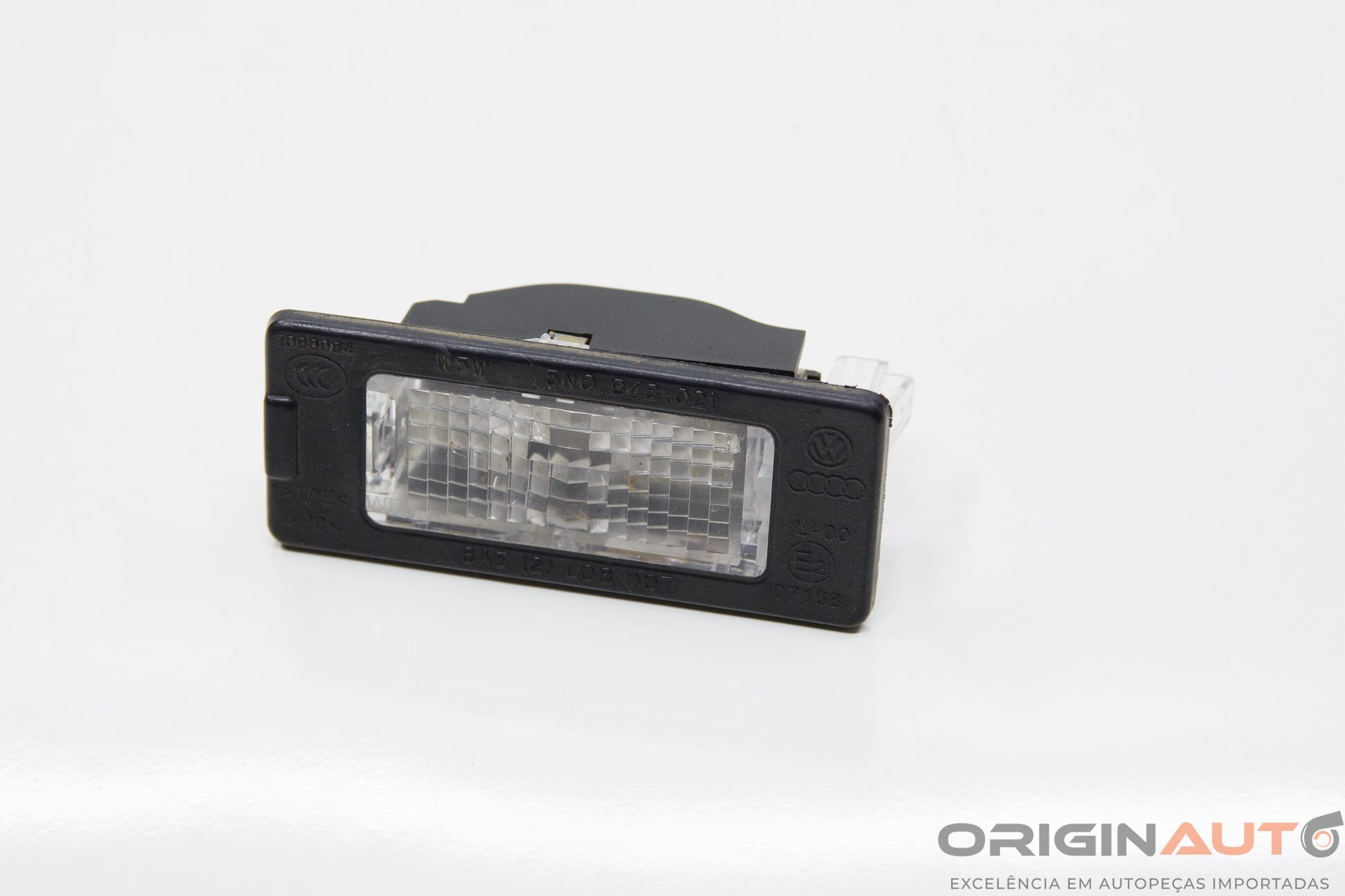 Luz Cortesia Placa Volkswagen Passat Variant 2012 1K9943021