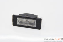 Luz Cortesia Placa Volkswagen Passat Variant 2012 1K9943021
