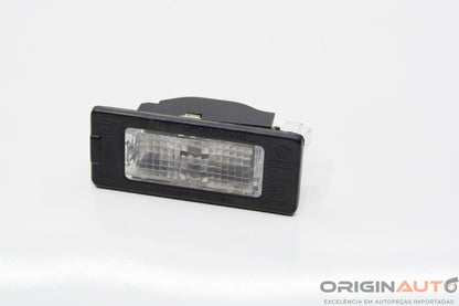 Luz Cortesia Placa Volkswagen Passat Variant 2012 1K9943021