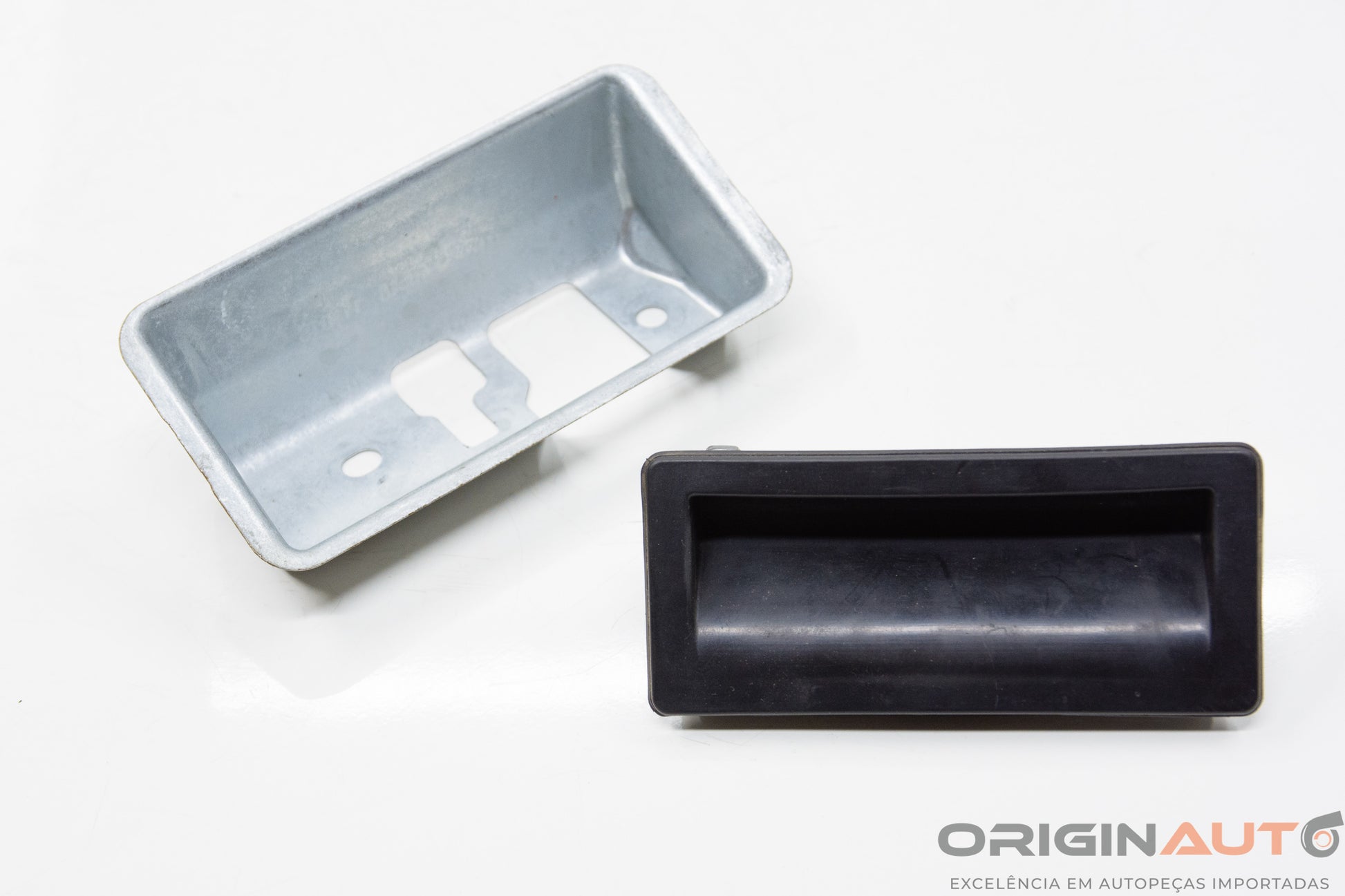 Macaneta Eletrica Externa Traseiro Volkswagen Passat Variant 2012 5N0827566T