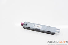 Amplificador Antena Coluna C Esquerda Volkswagen Passat Variant 2012 3Af035552