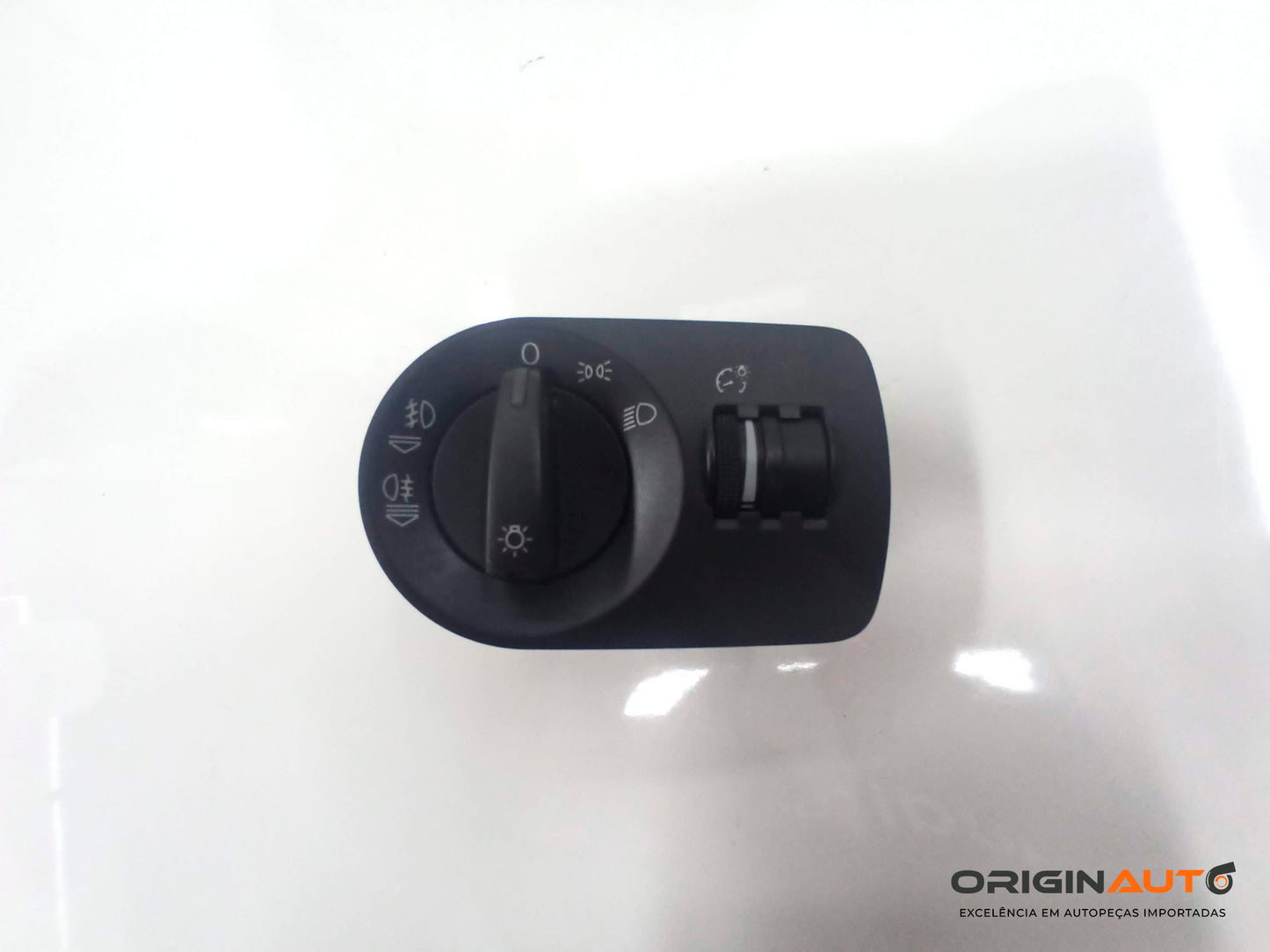 Chave De Luz Farol Audi A3 Sport 2.0 Tfsi 2012 8P0919093