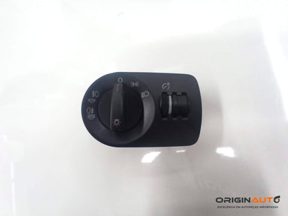 Chave De Luz Farol Audi A3 Sport 2.0 Tfsi 2012 8P0919093