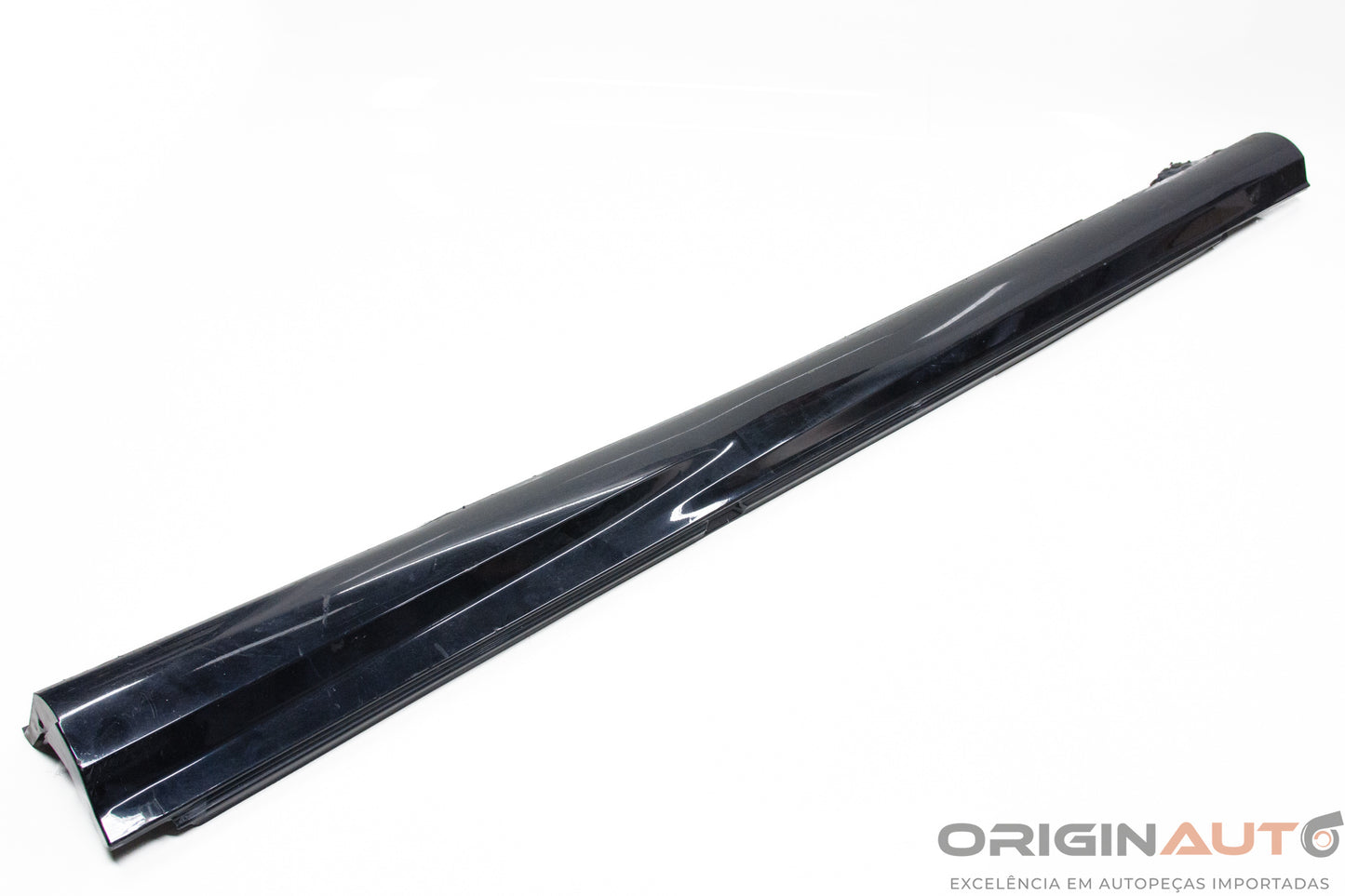 Caixa De Ar Spoiler Esquerdo Mercedes-Benz C200 Cgi 2011 A2046981354