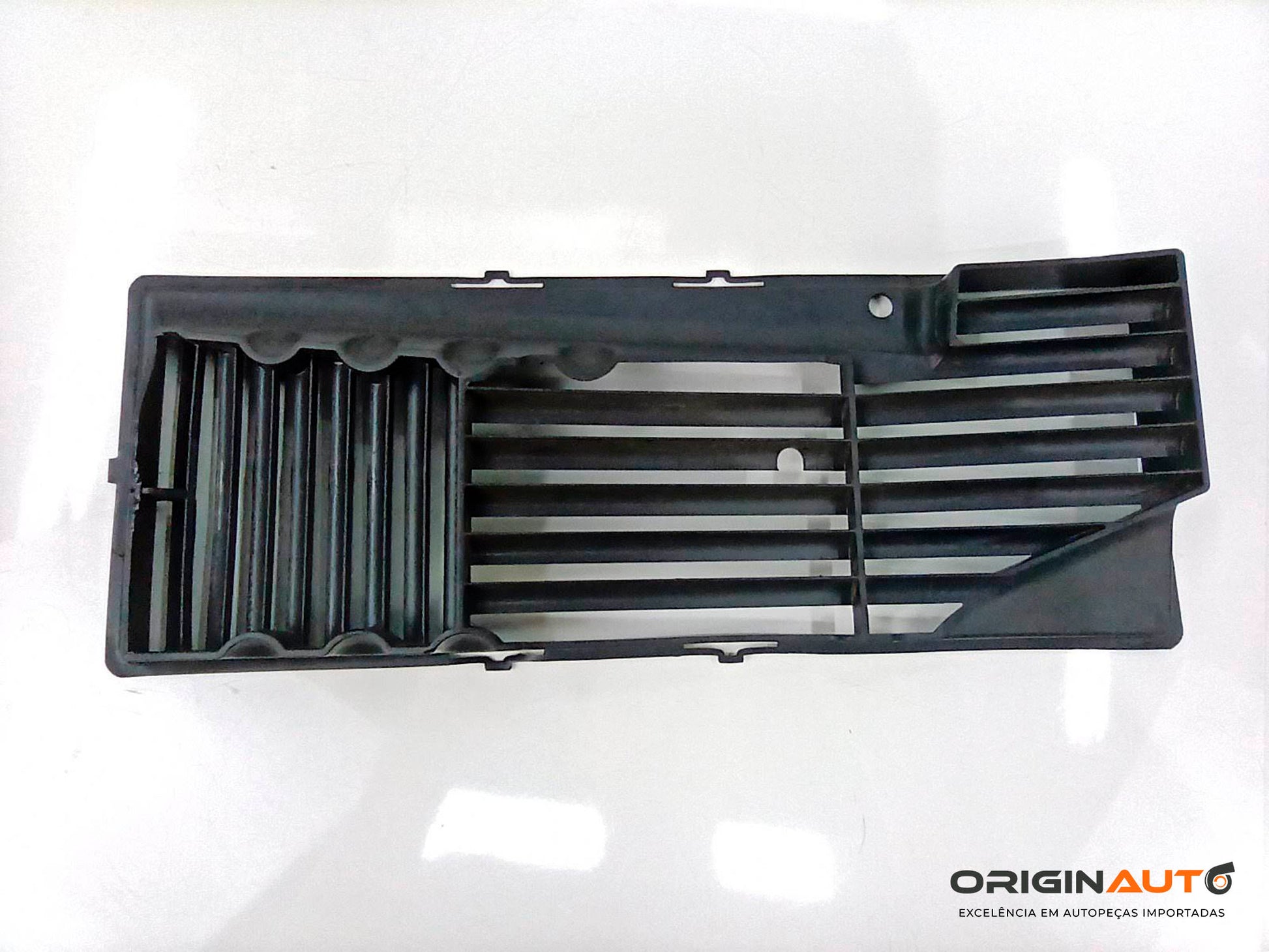 Grade Filtro Ar Audi A3 Sport 2.0 Tfsi 2012 3C0129668