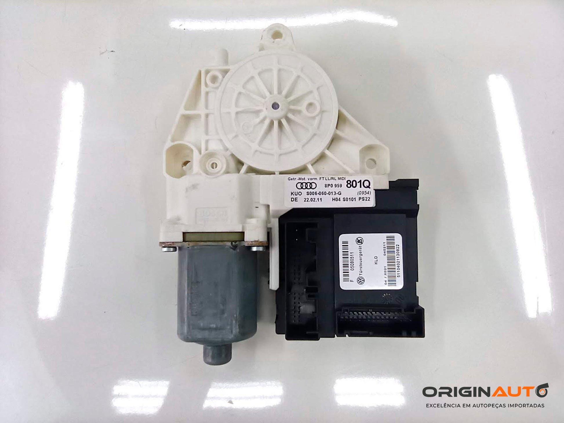 Motor Vidro Eletrico Esquerdo Audi A3 Sport 2.0 Tfsi 2012 8P0959801Q
