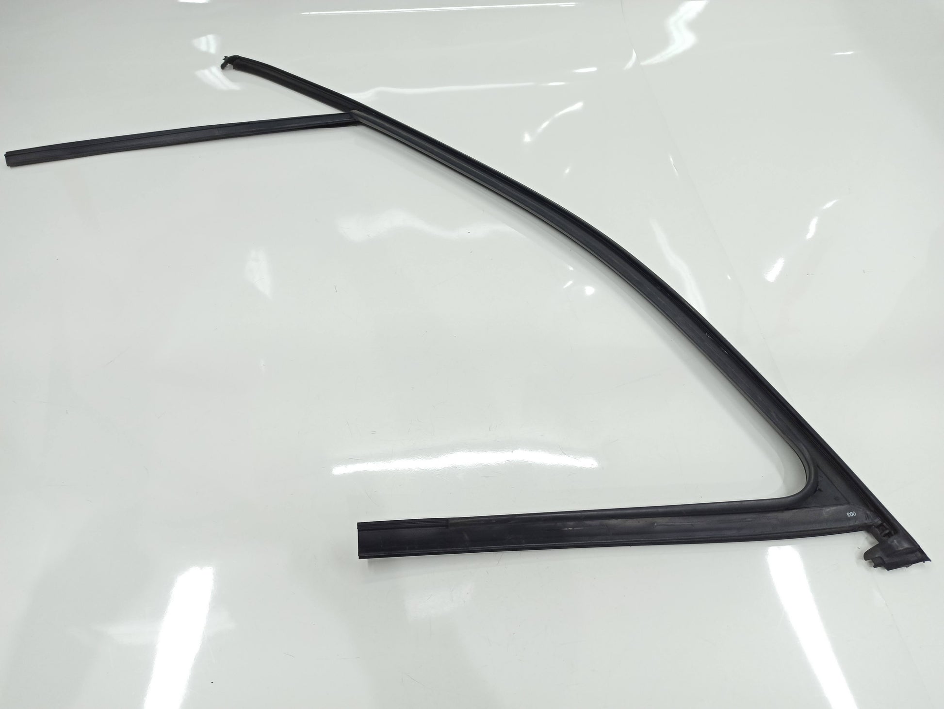 Canaleta Porta Dianteira Direita Passat Tsi 2.0 2017 3G0837432N