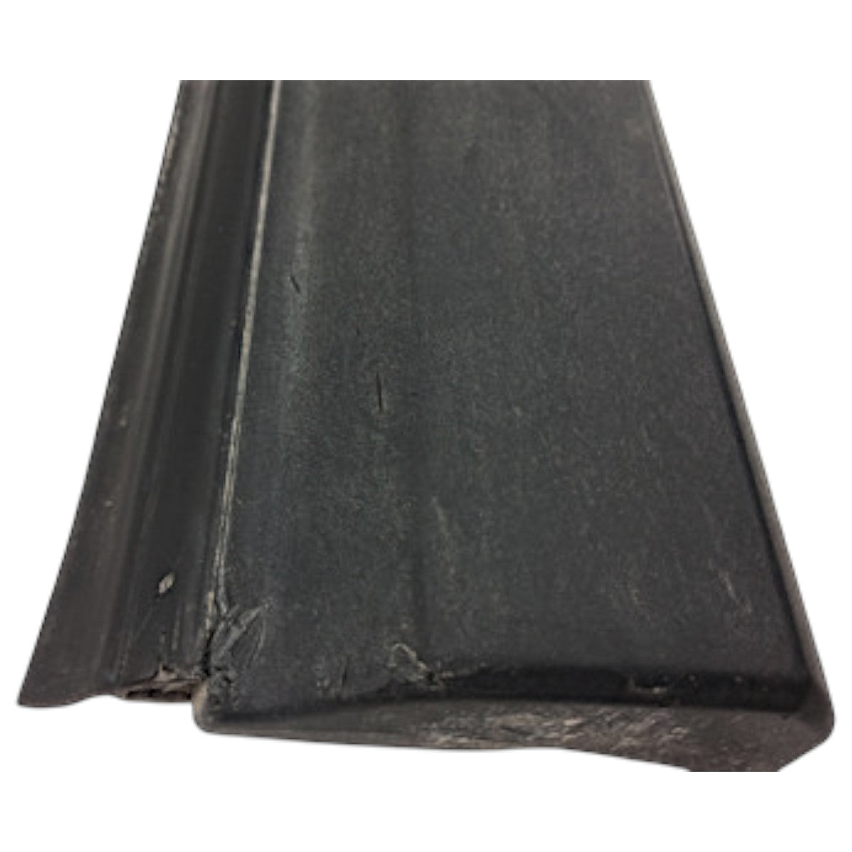 Moldura Porta Traseira Direita Discovery 3 E 4 Detalhe