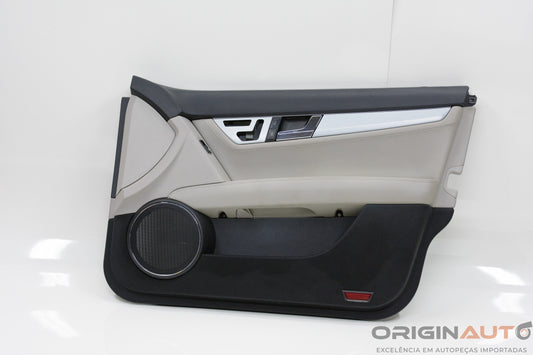 Forro Porta Dianteiro Direito Mercedes-Benz C200 Cgi 2011 A2047209562