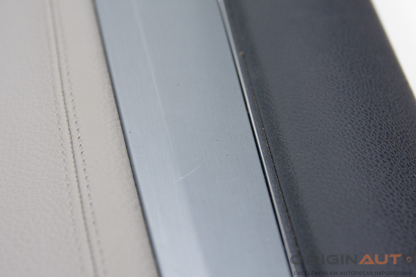 Forro Porta Dianteiro Direito Mercedes-Benz C200 Cgi 2011 A2047209562