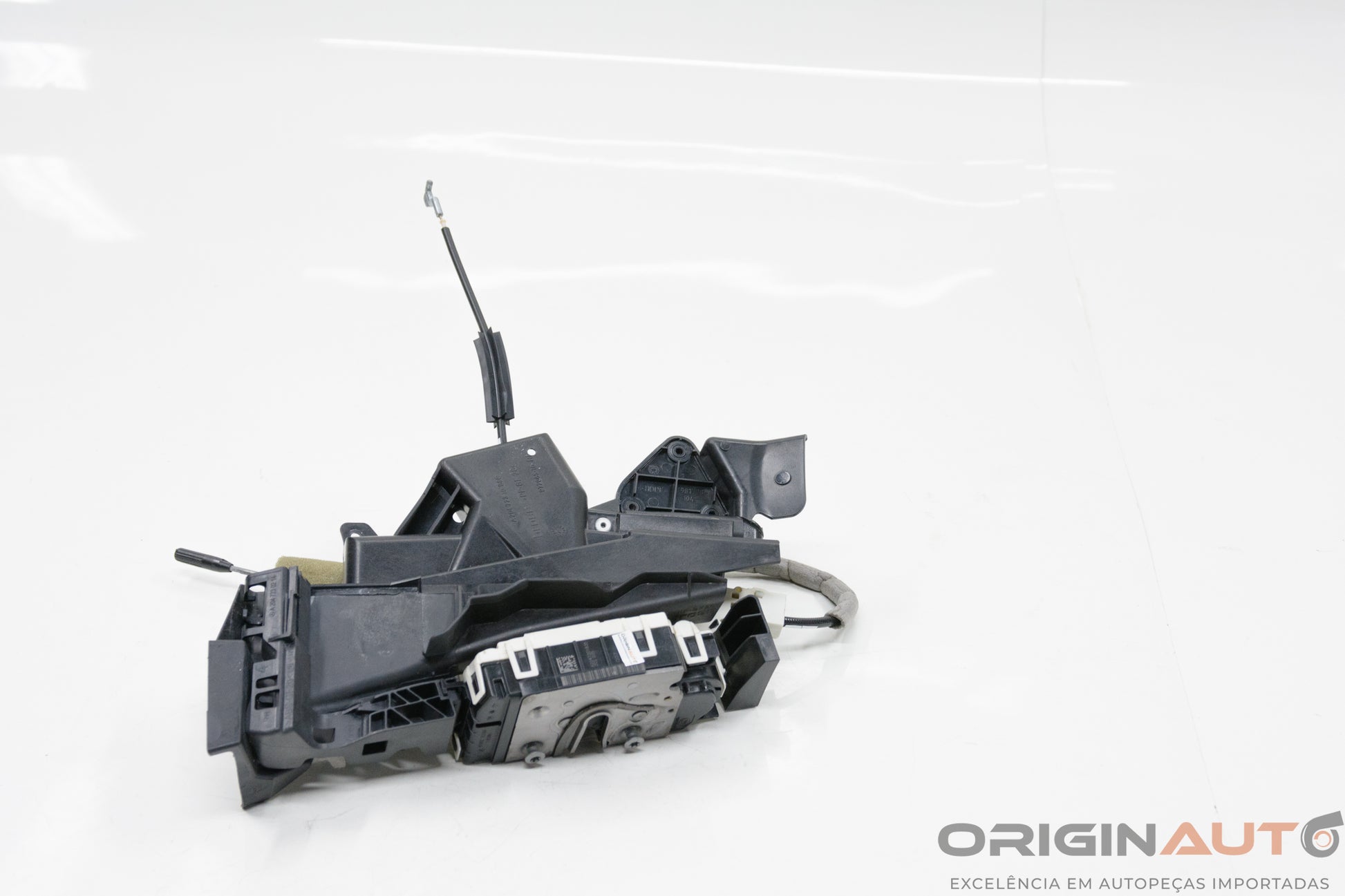 Fechadura Eletrica Dianteiro Direito Mercedes-Benz C200 Cgi 2011 A2047201835