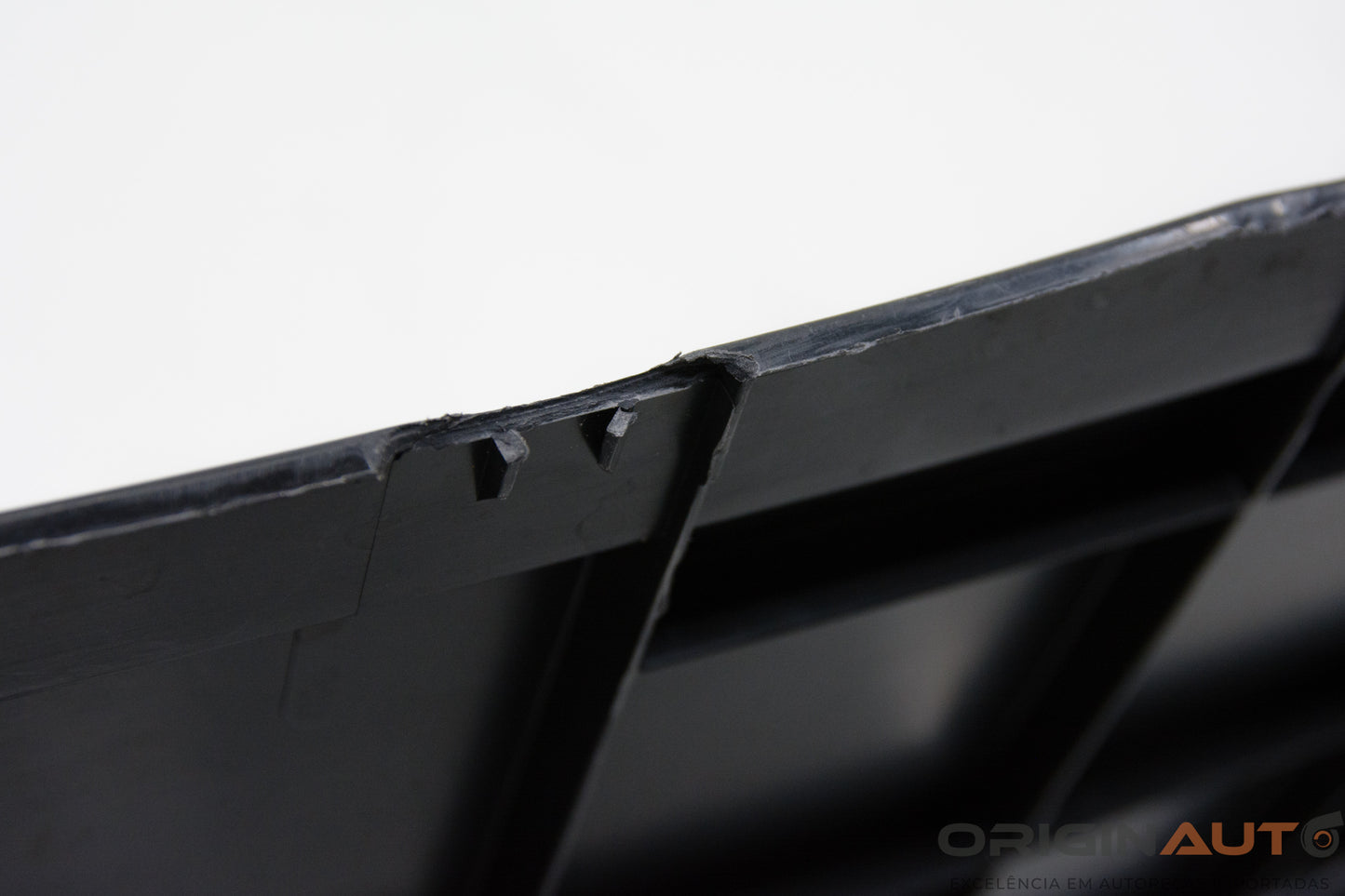 Acabamento Porta Malas Mercedes-Benz C200 Cgi 2011 A2046904530