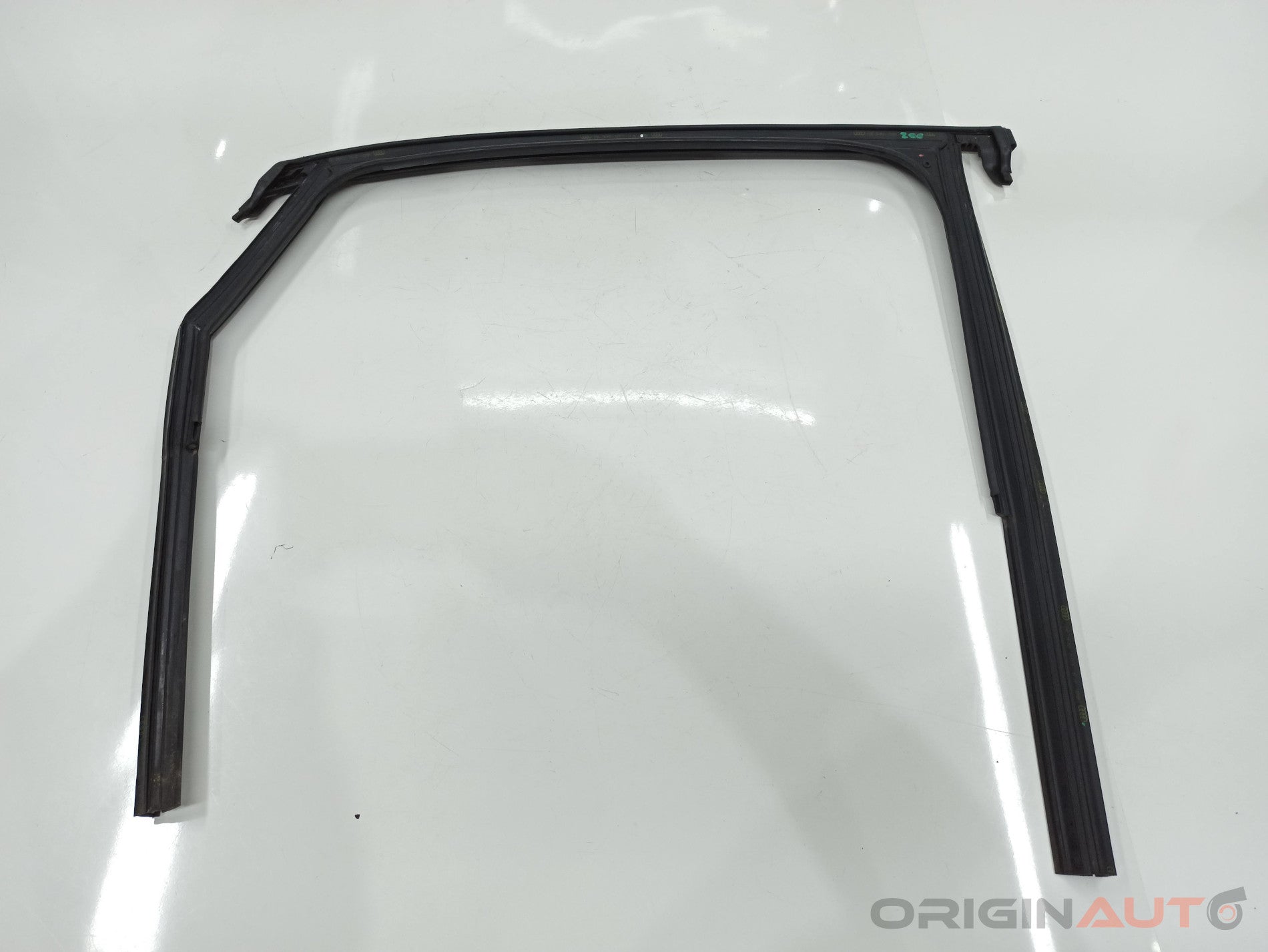 Canaleta Traseira Esquerda Audi A3 Sedan 1.8 Tfsi 2014 8V5839431