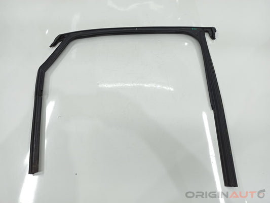Canaleta Traseira Esquerda Audi A3 Sedan 1.8 Tfsi 2014 8V5839431