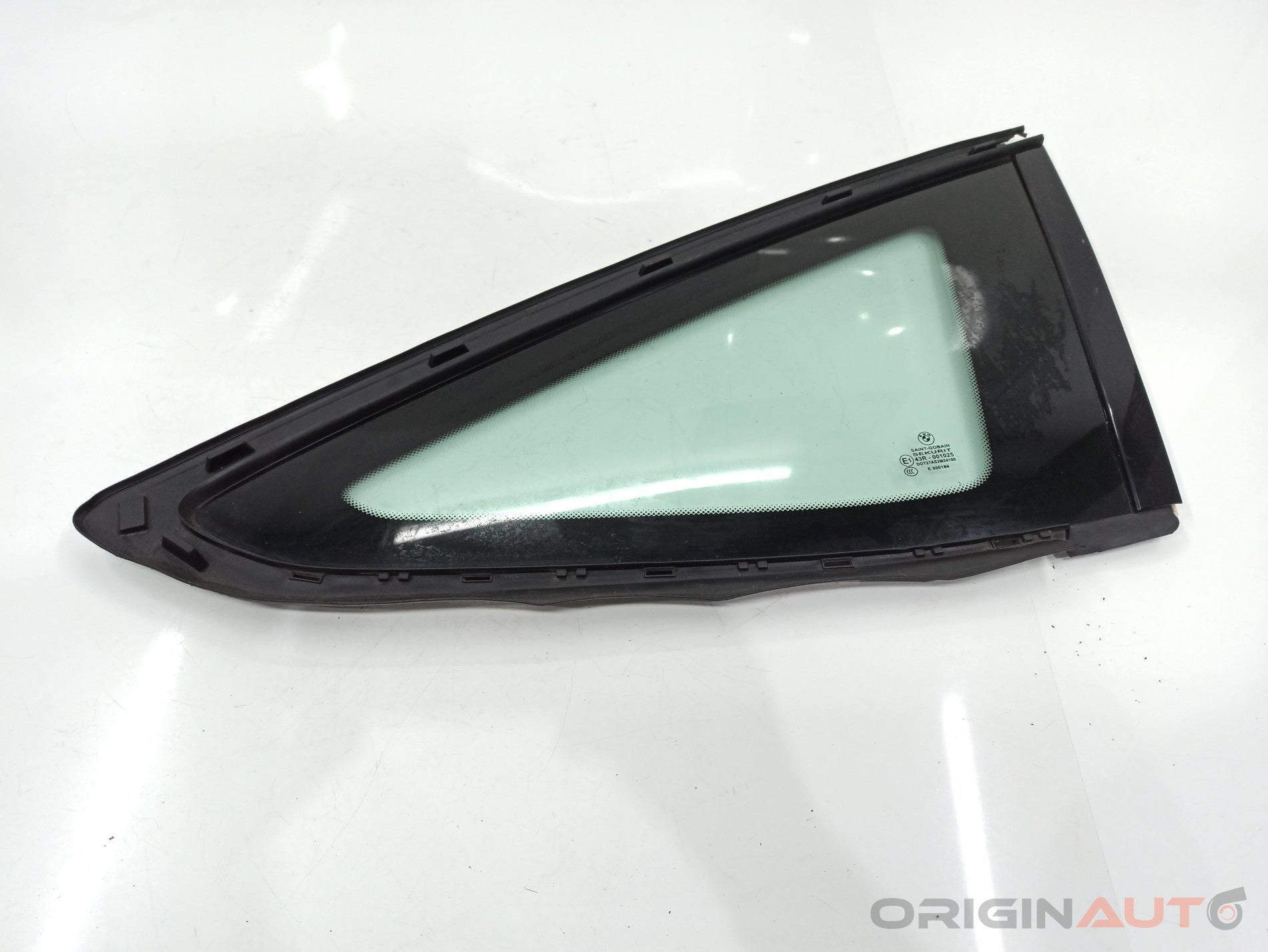 Vidro Vigia Traseiro Direito Bmw 320I Gt F34 2015 7289960