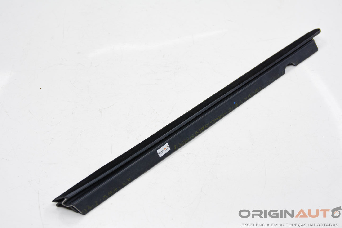 Pestana Interna Porta Tras Dir Mercedes-Benz C200 Cgi 2011 A2047350365 A20