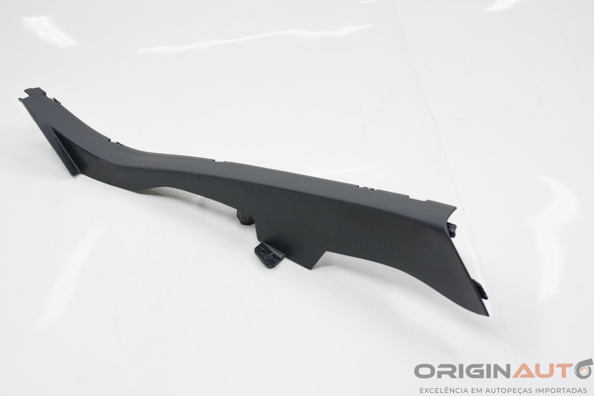 Acabamento Interno Direito Mercedes-Benz C200 Cgi 2011 A2046903825