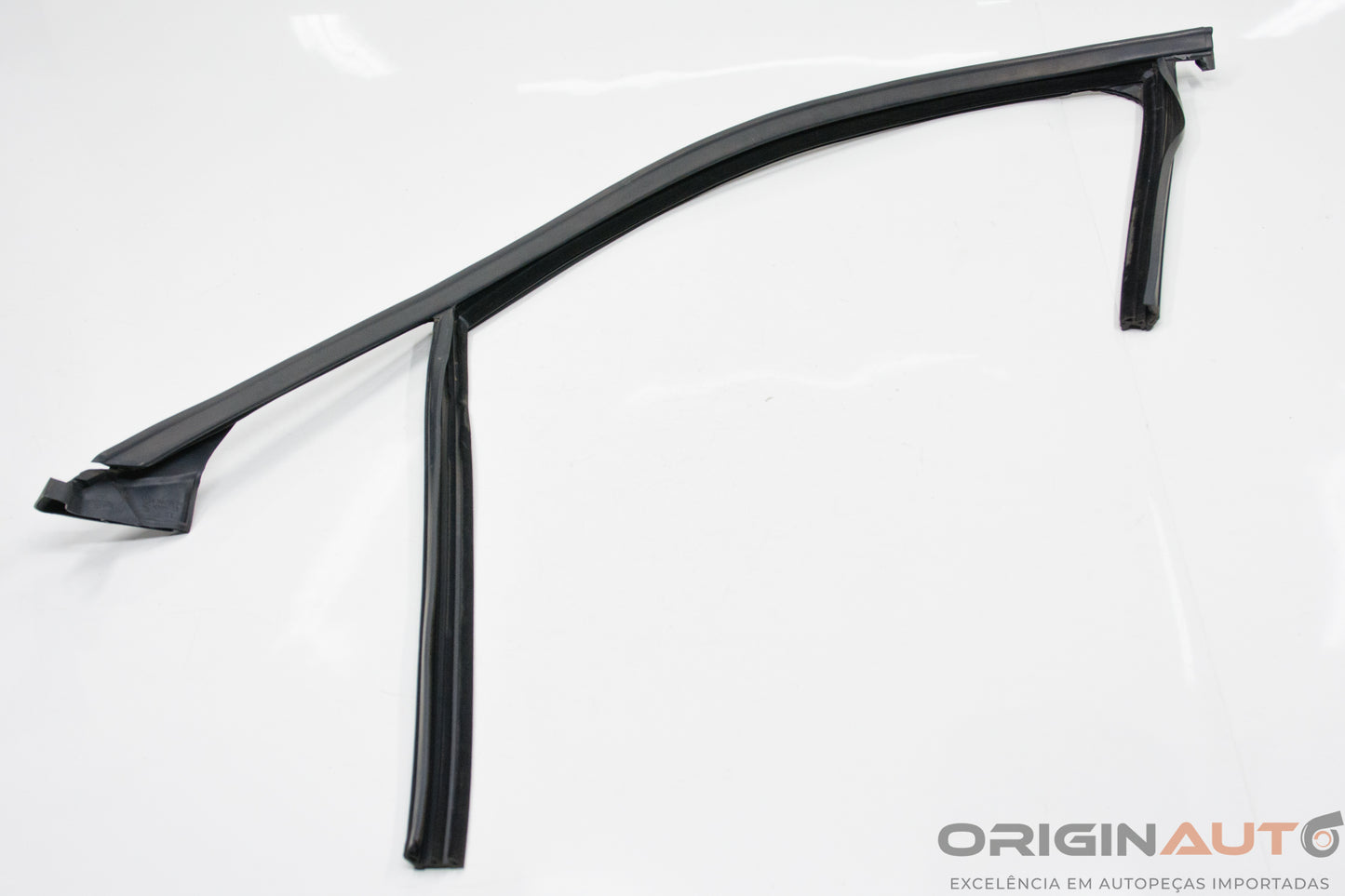 Canaleta De Porta Dianteiro Esquerdo Mercedes-Benz C200 Cgi 2011 A2047