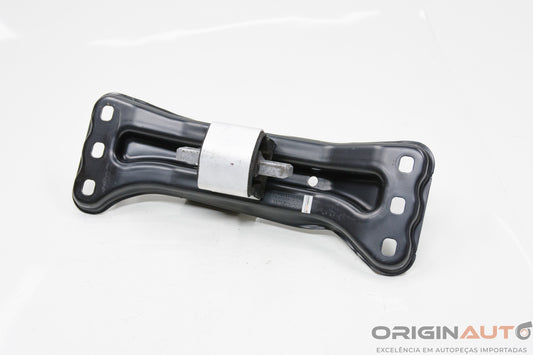 Coxim Suporte Motor Traseiro Mercedes-Benz C200 Cgi 2011 A2042421601