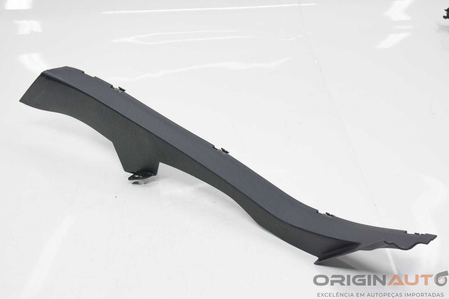 Acabamento Porta Traseira Esdquerda Mercedes-Benz C200 Cgi 2011 A2046903725