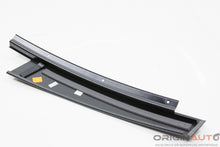 Acabamento Black Piano Traseiro Esquerdo Mercedes-Benz C200 Cgi 2011 A2046900387