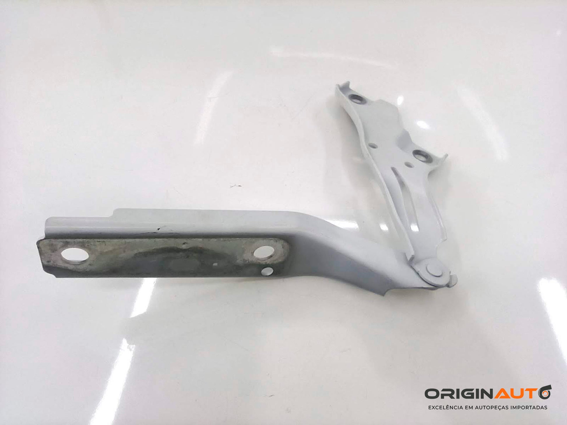 Dobradica Esquerda Capo Volkswagen Golf 1.4 Tsi Comfort 2015 3G0823301