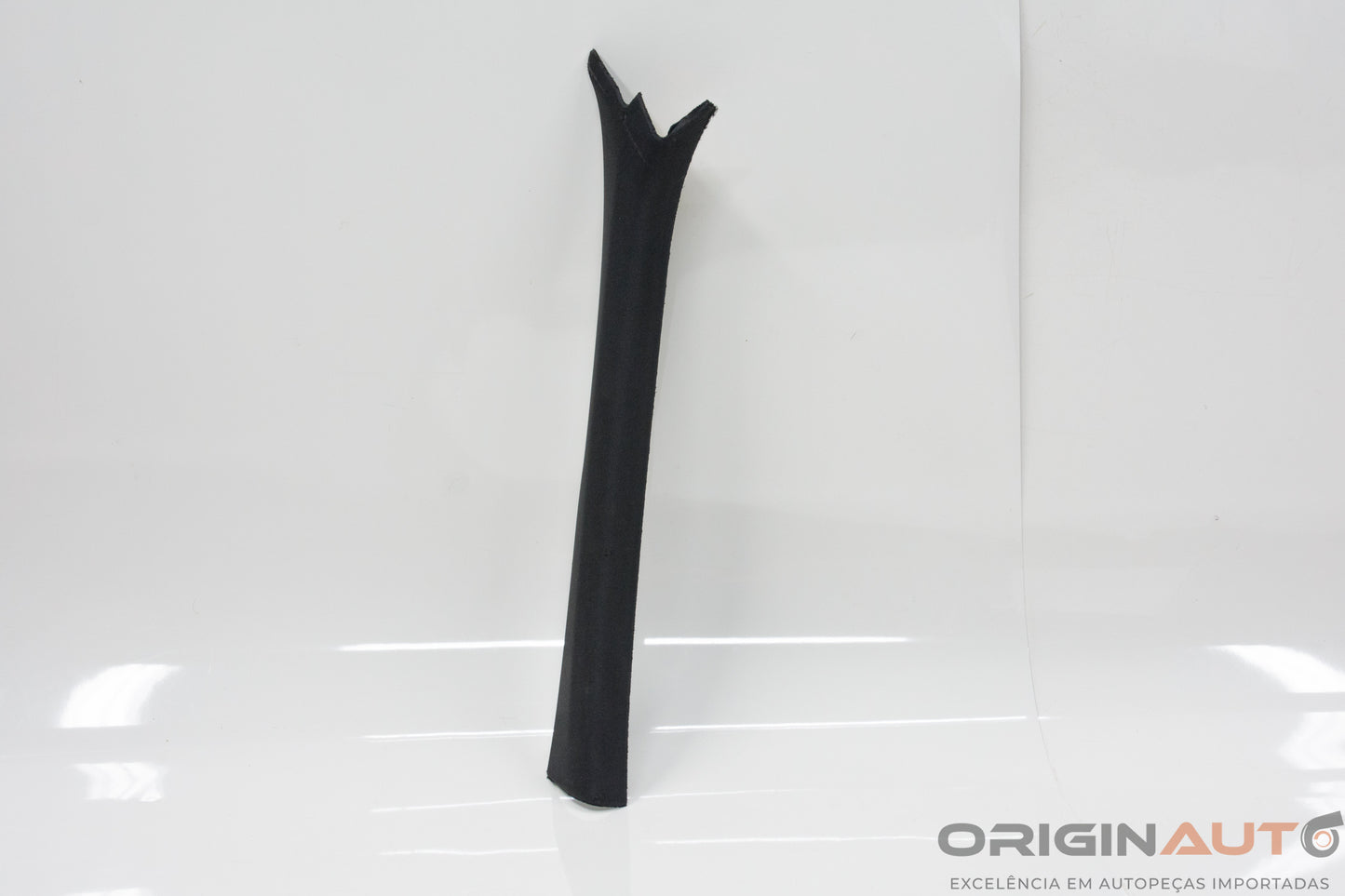 Acabamento Coluna A Esquerda Mercedes-Benz C200 Cgi 2011 A2046902126