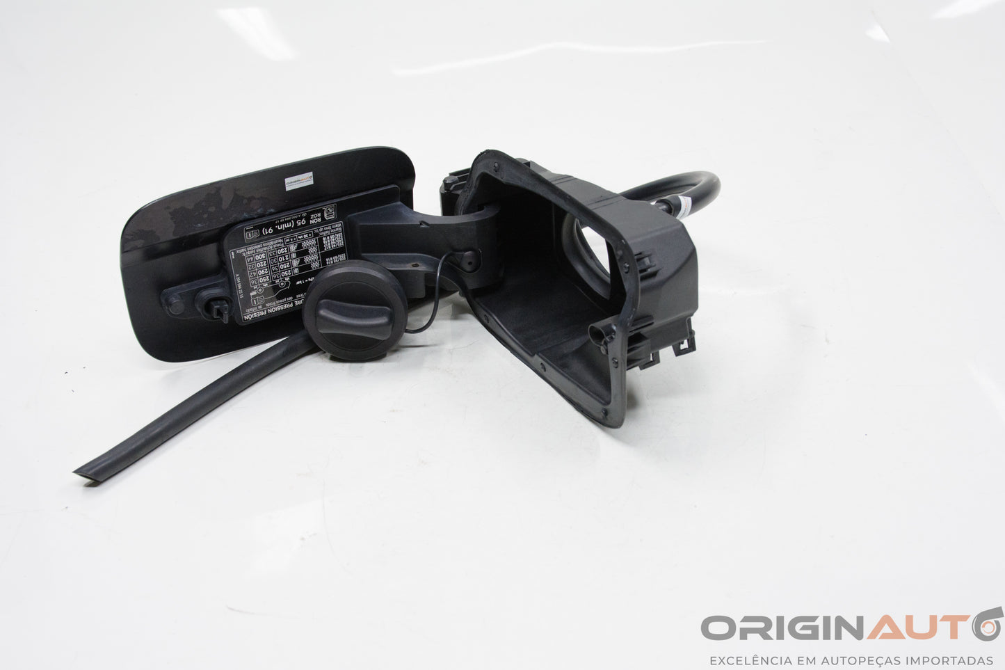 Tampa E Bocal Abastecimento Mercedes-Benz C200 Cgi 2011 A2047500103