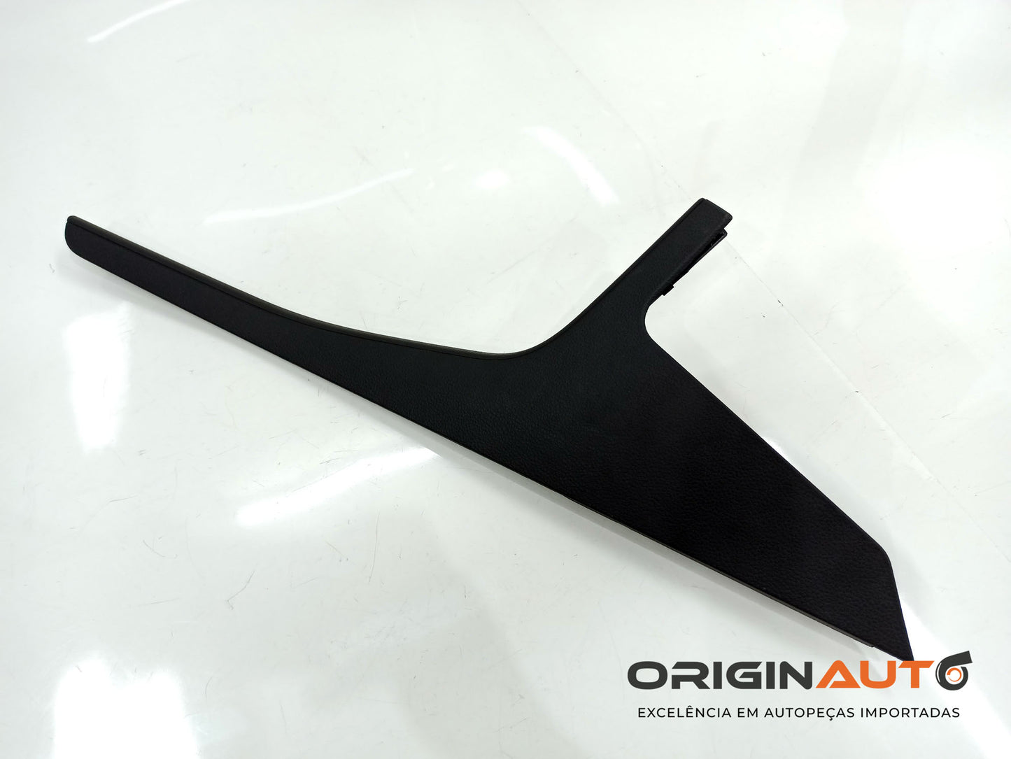 Acabamento Direito Console Volkswagen Golf Mk7 Confortline 2015 5G1863488