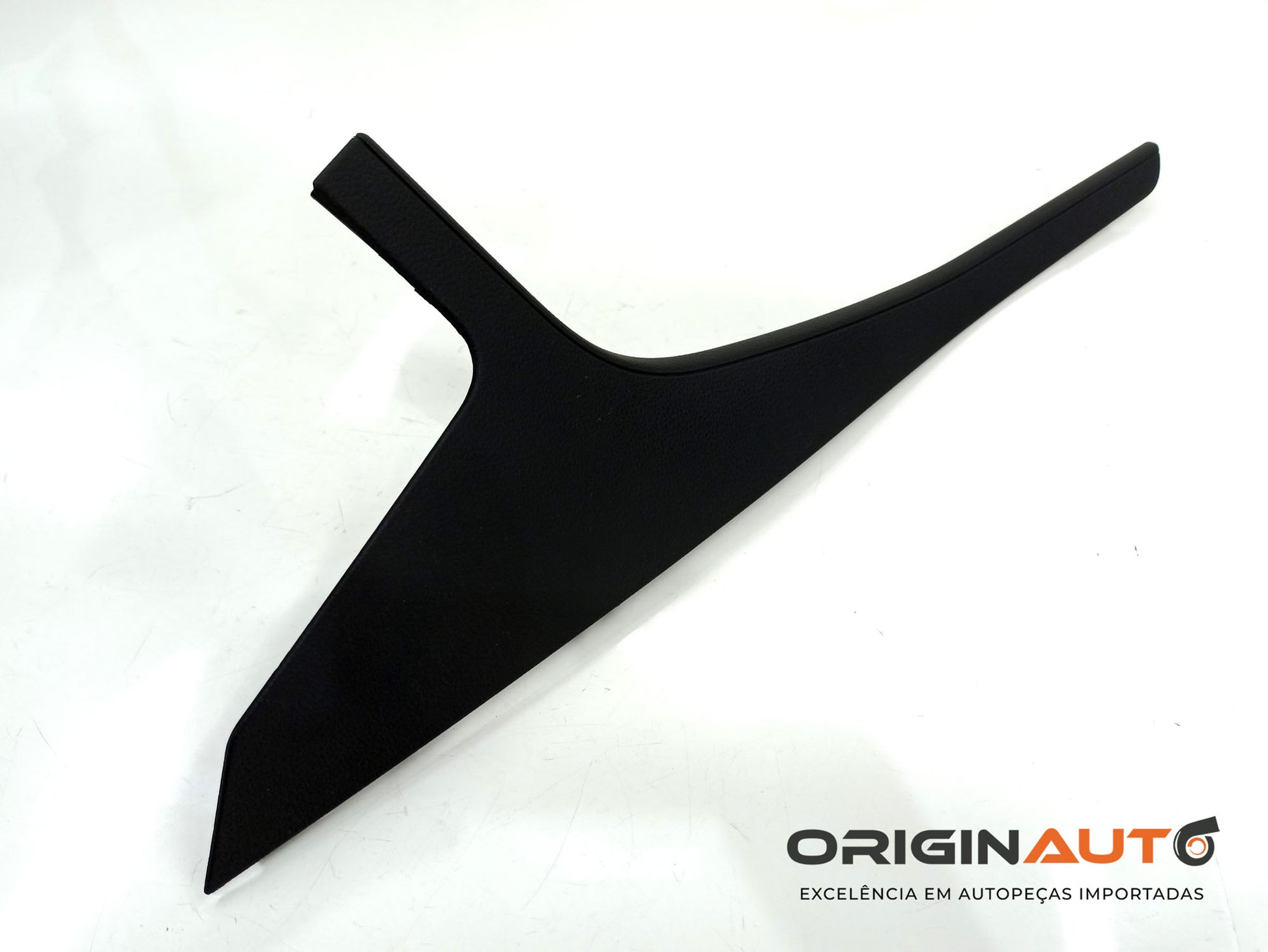 Acabamento Esquerdo Console Volkswagen Golf Mk7 Confortline 2015 5G1863487