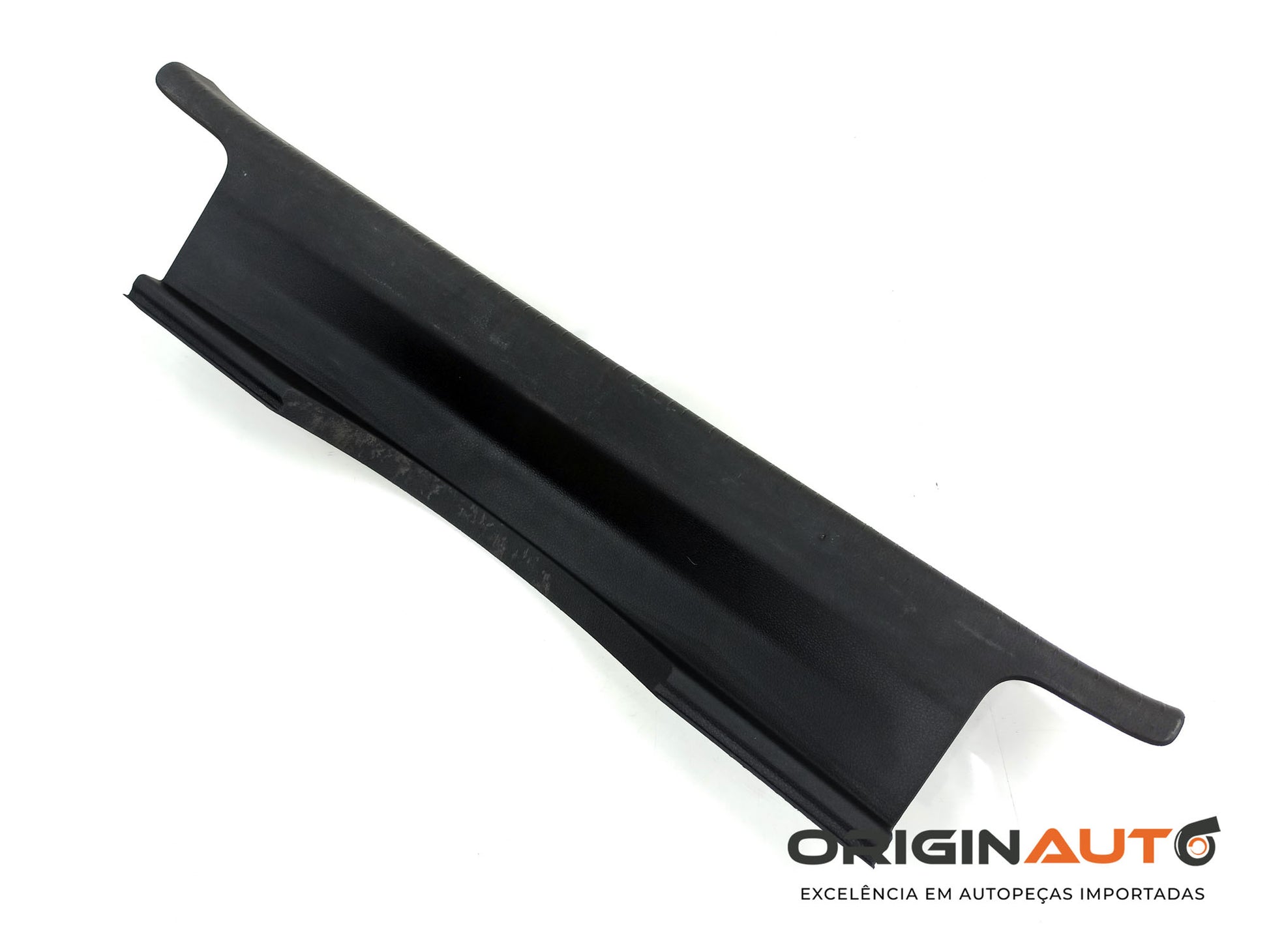 Acabamento Central Porta Mala Volkswagen Golf Mk7 Confortline 2015 5G6863459