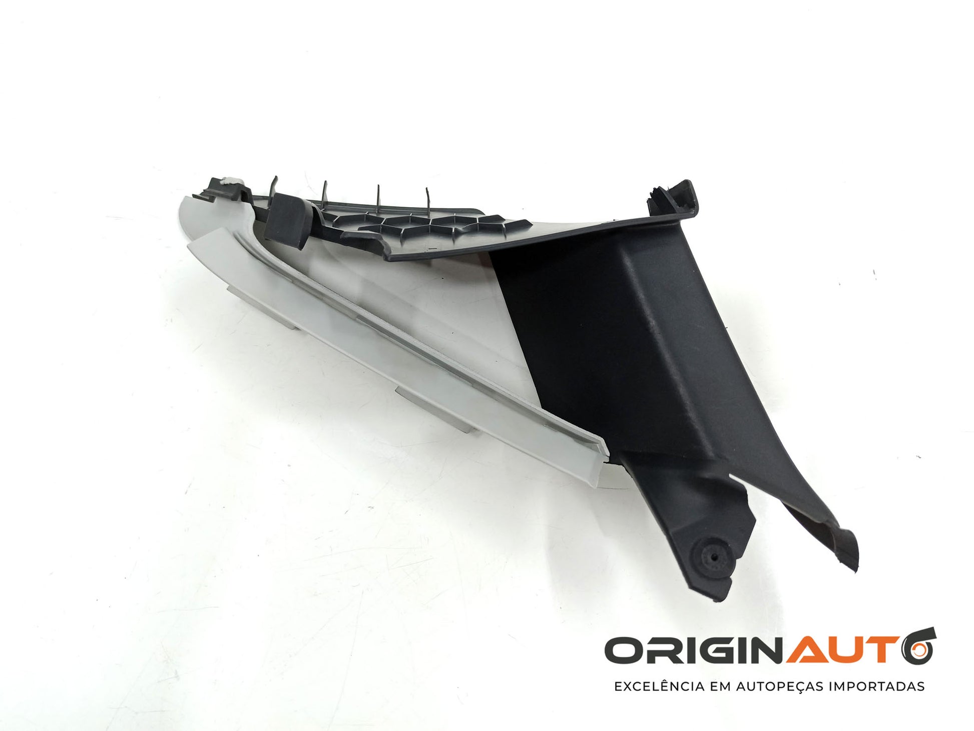 Acabamento Esquerdo Painel Volkswagen Golf Mk7 Confortline 2015 5G0868143