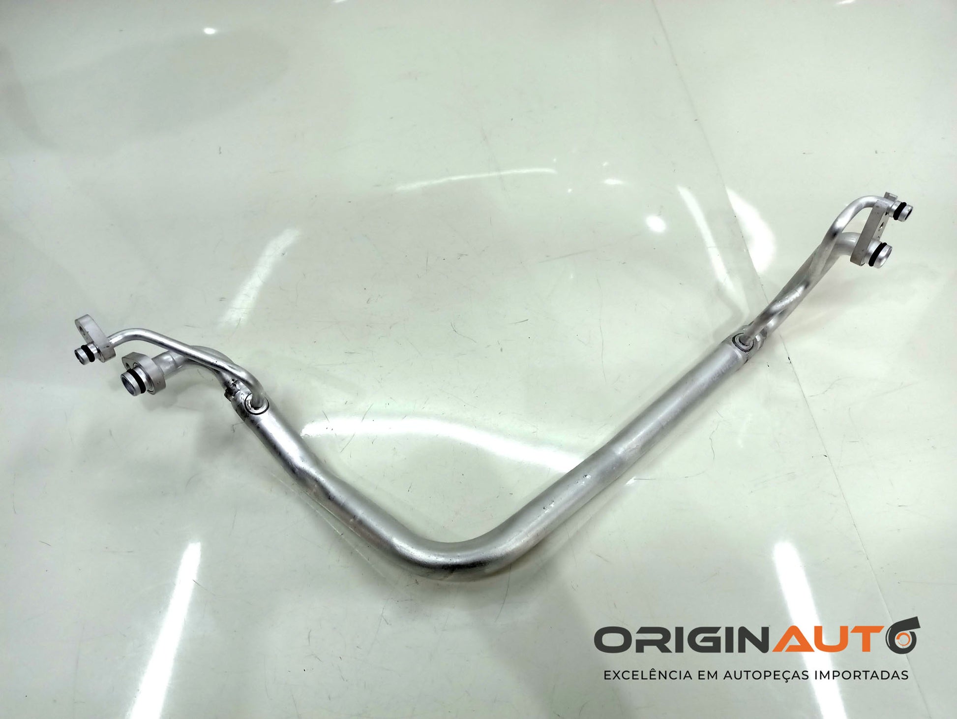 Tubo Ar Condicionado Volkswagen Golf Mk7 Confortline 2015 5Q1816738