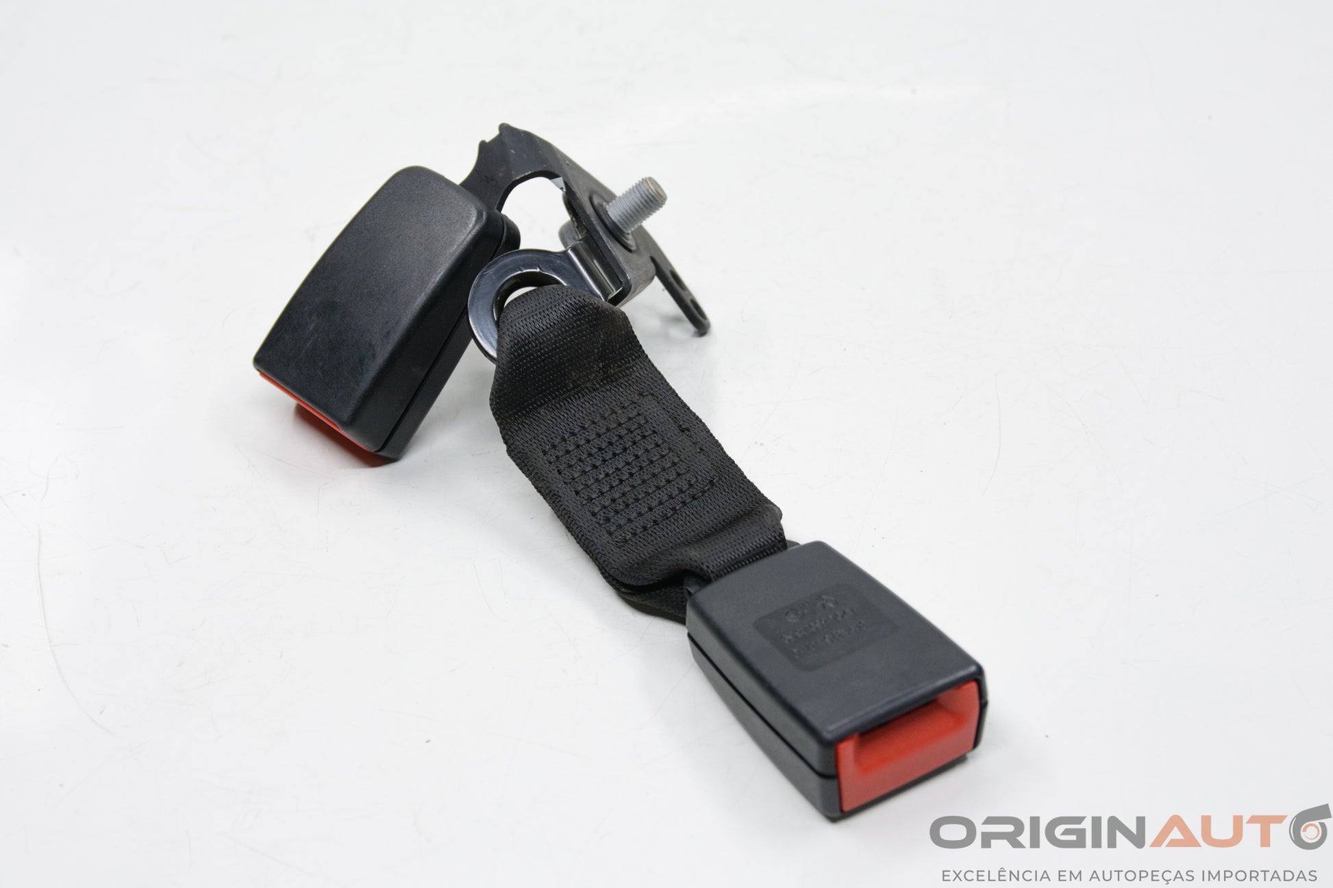 Fecho Cinto De Seguranca Traseiro Central Mercedes C200 Cgi 2011 A2048802869